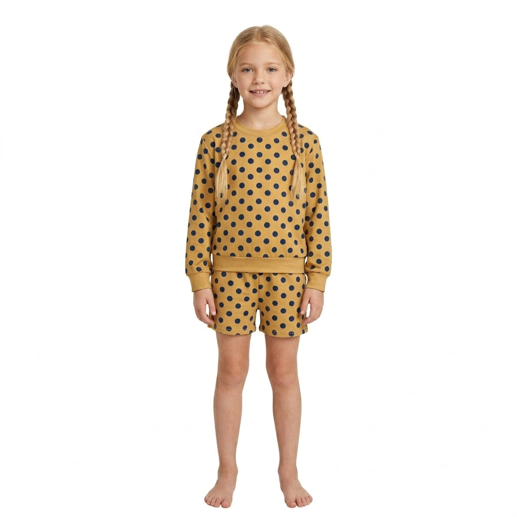 Long sleeves yellow navy polka dots top shorts girls outfits