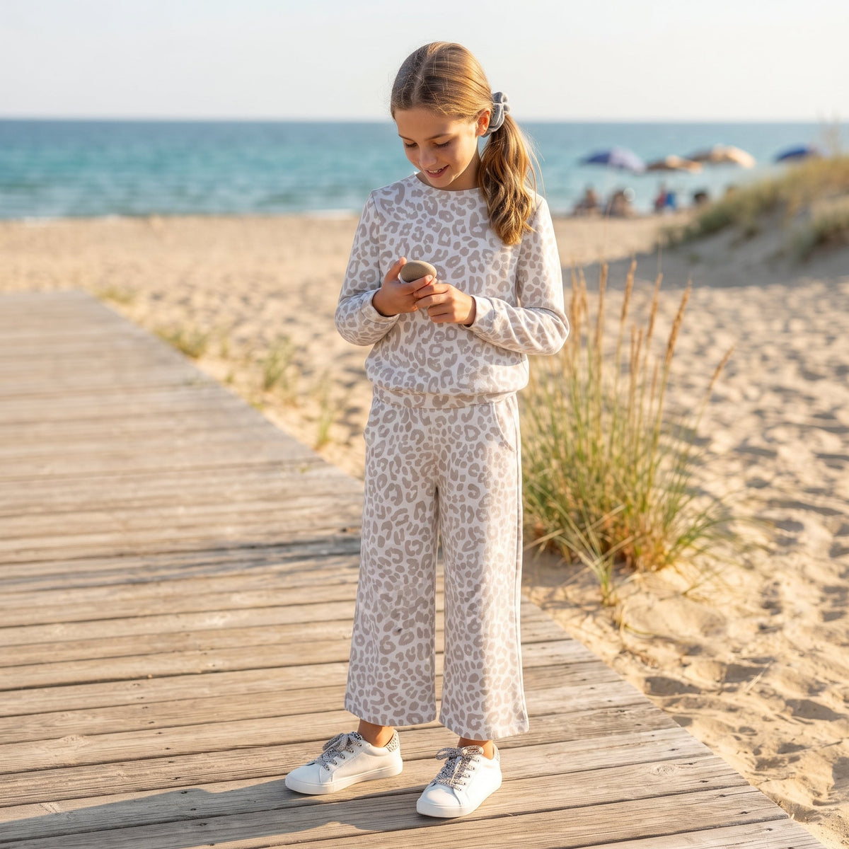 Long sleeves leopard top pocket pants girls outfits