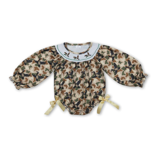 Long sleeves duck camo baby girl romper