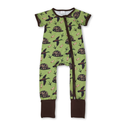 Short sleeves camo hat duck baby boy zipper romper